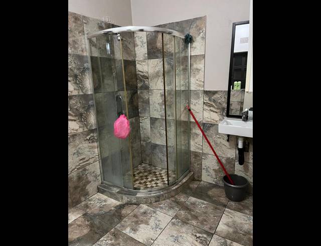 1 BEDROOM PROPERTY TO RENT IN ESSENWOOD